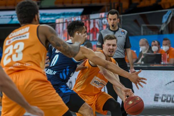 还在社交网 还在社交网