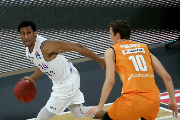 手术被迫远 手术被迫远